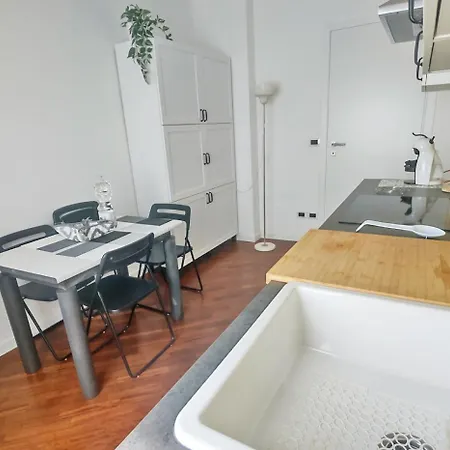 A Casa Di Nonna Marisa 파르마